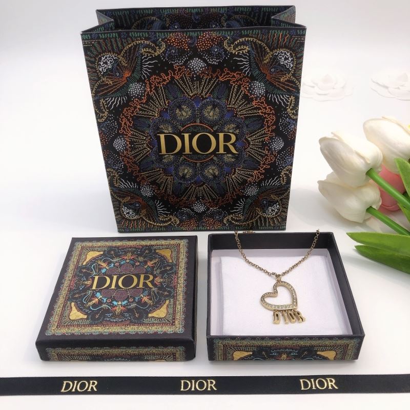 chr1st1an D10r necklaces
